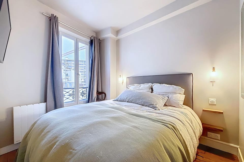 Family haven near the Buttes-Chaumont Apartment in Paris