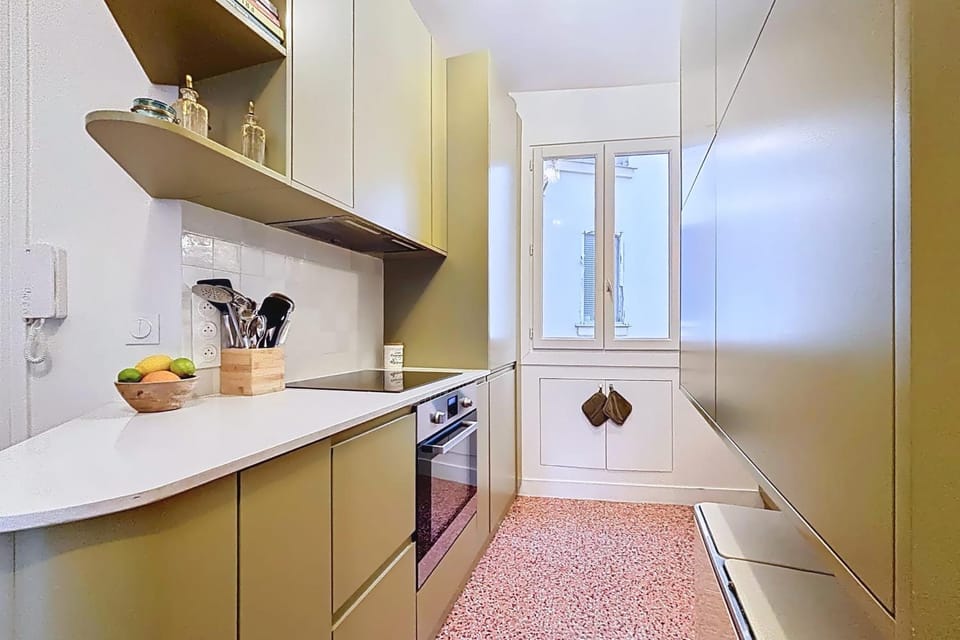 Family haven near the Buttes-Chaumont Apartment in Paris