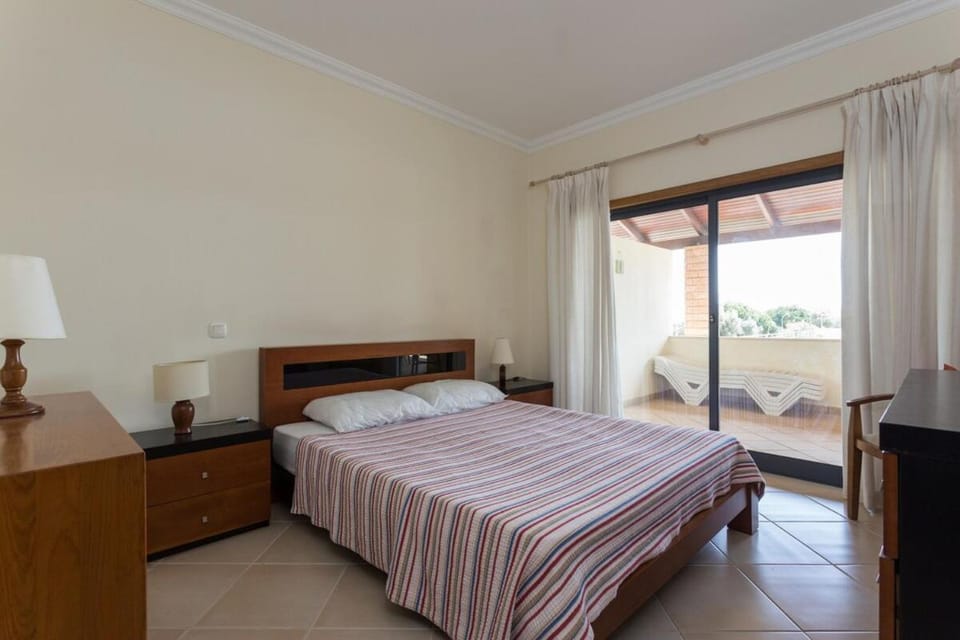 vista golf Apartment in Olhos de Água
