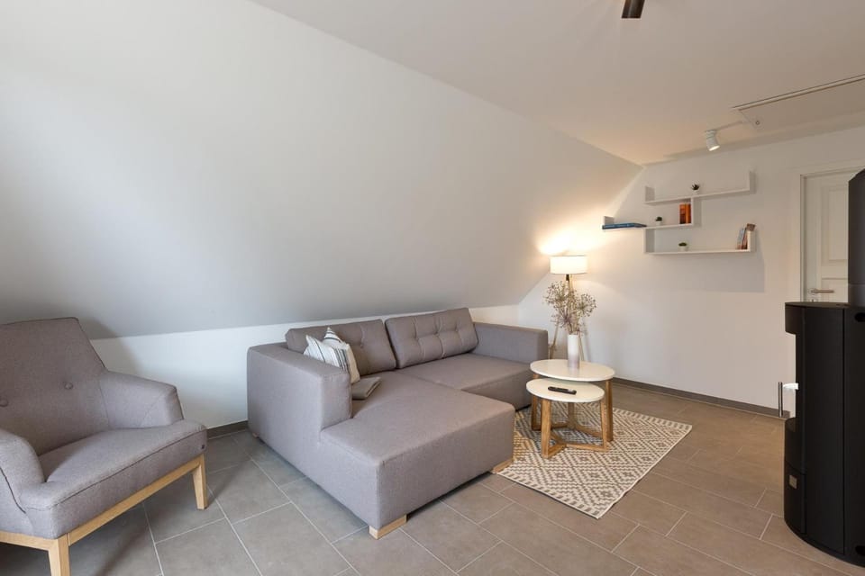 unter den Kiefern 93 OG Apartment in Röbel