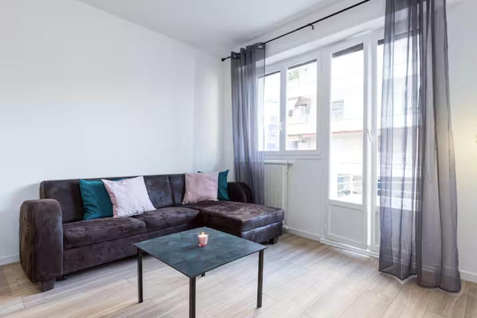 Beautiful 2 bedrooms apartment close to the sea Apartment in Nice