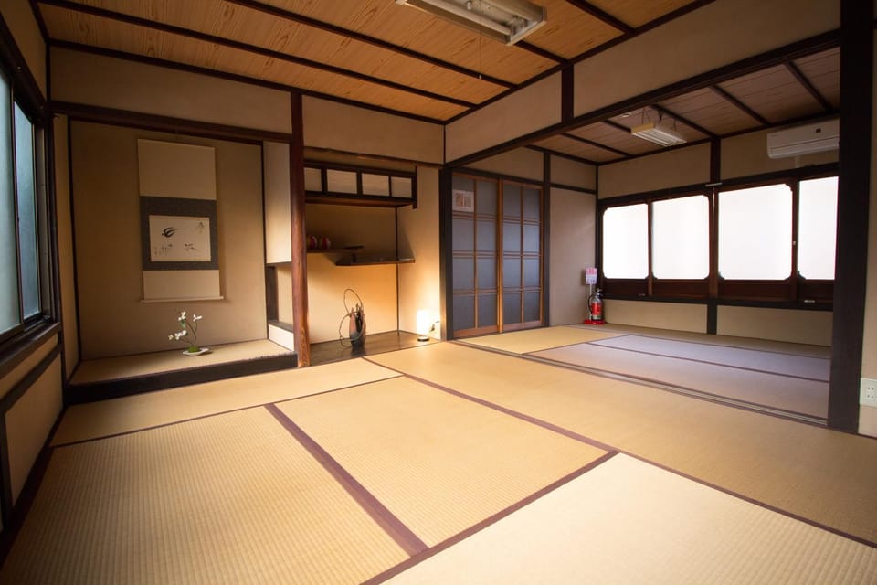 Day, Bedroom