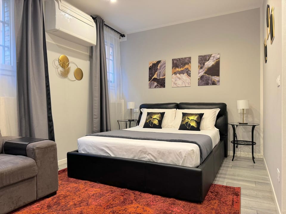 Bed, Bedroom