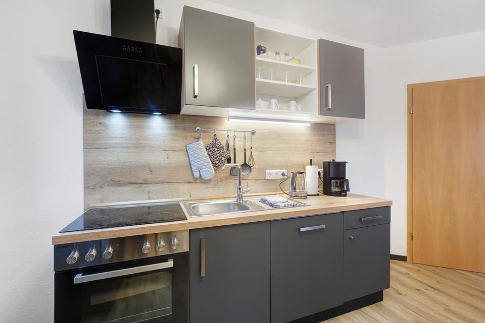 Kitchen or kitchenette, Living room