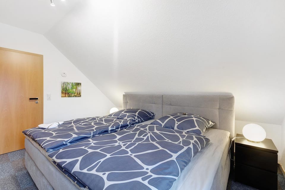 Property building, Living room, Bedroom