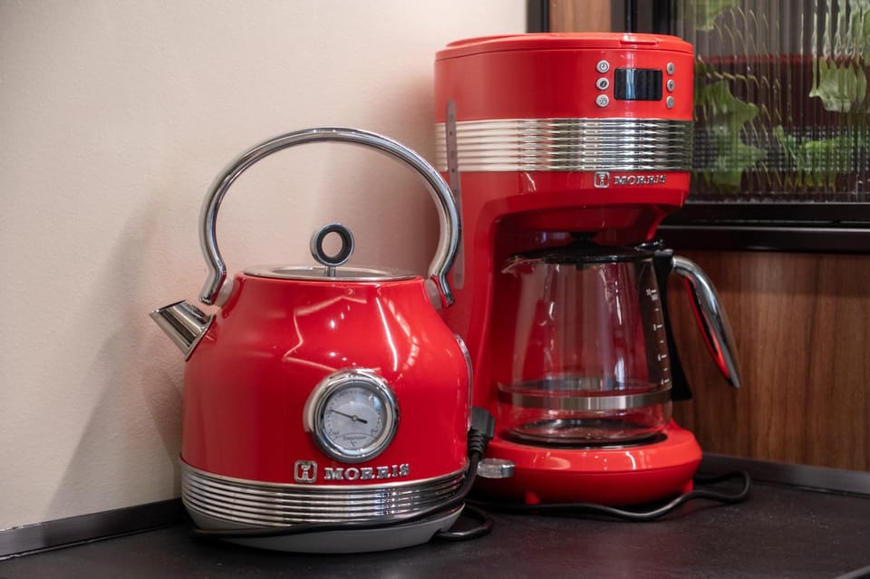 Coffee/tea facilities, Kitchen or kitchenette