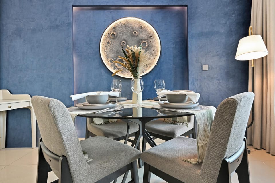 Living room, Dining area