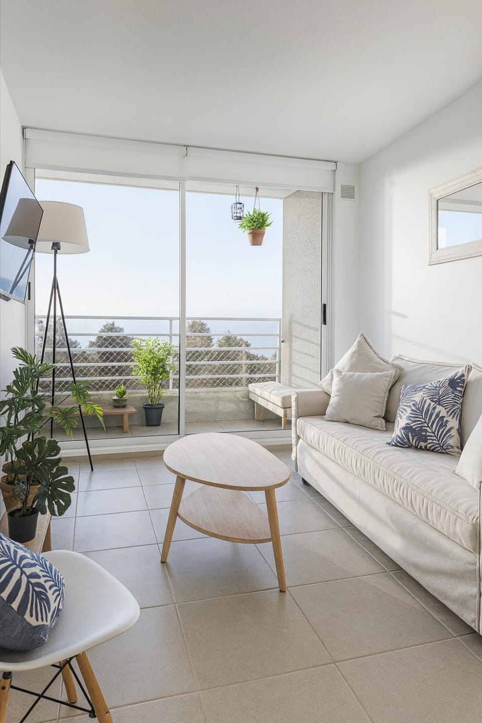 TV and multimedia, Balcony/Terrace, Living room, Seating area
