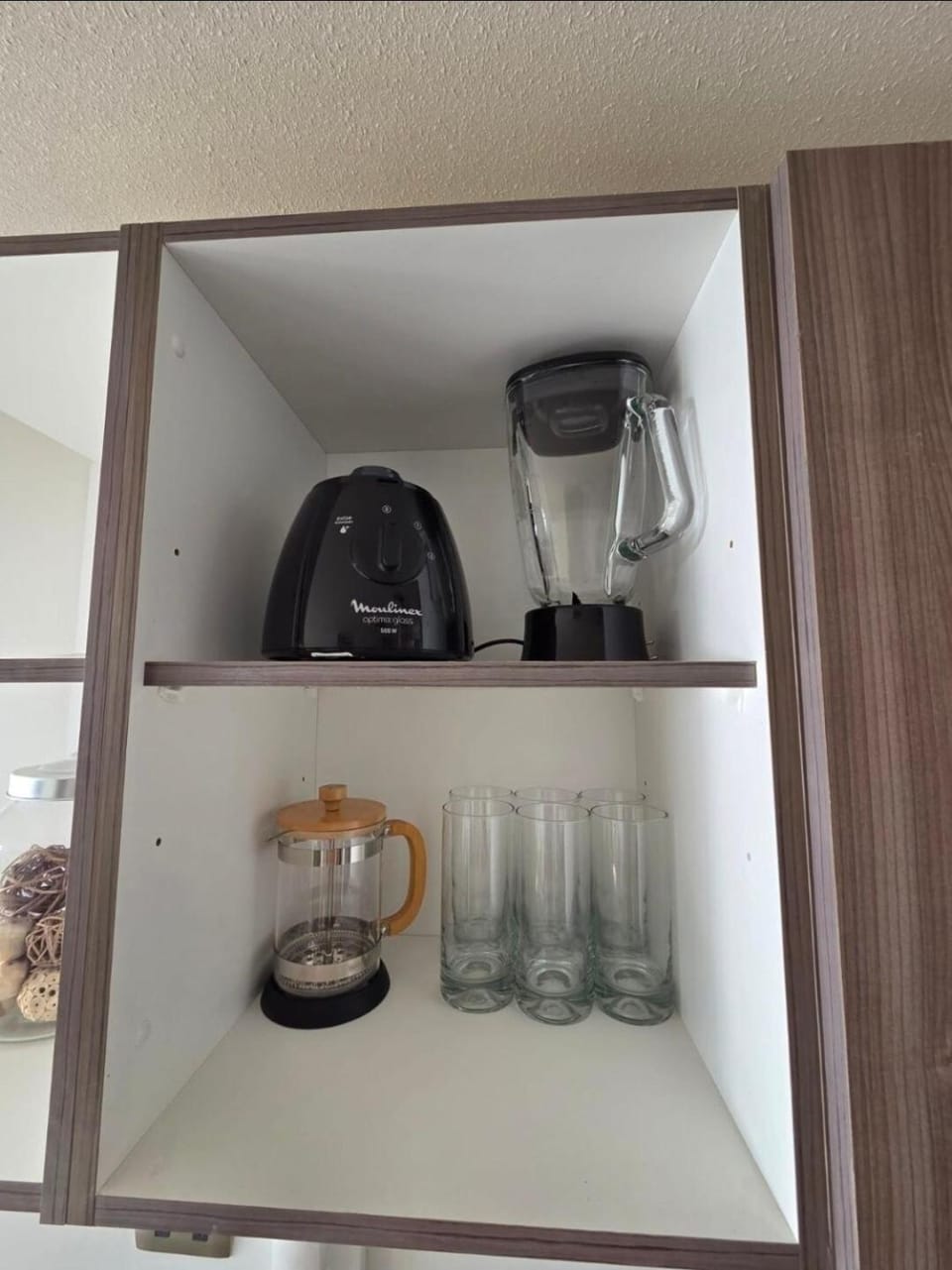 Kitchen or kitchenette, kitchen