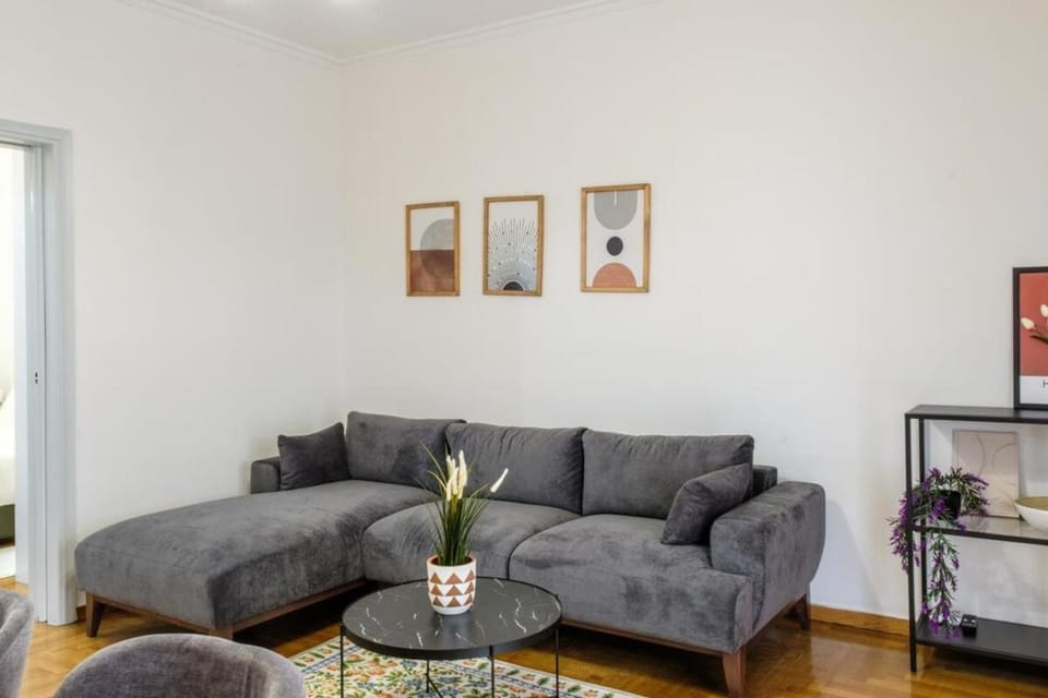 Athenian sunlit central flat! Apartment in Athens