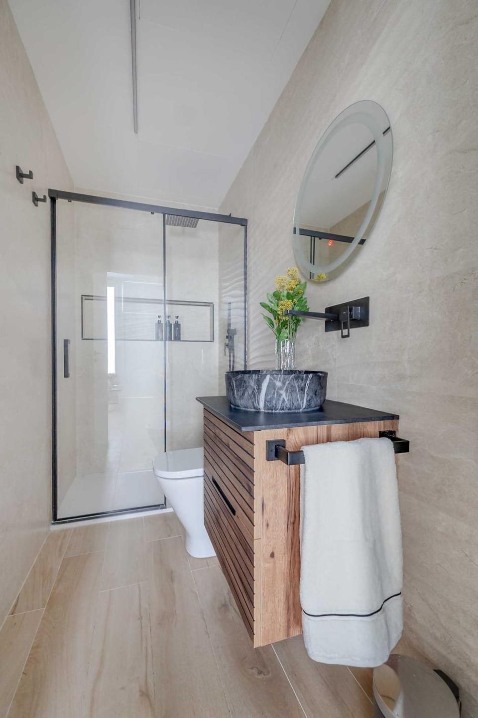 Shower, Toilet, Bathroom, Bath