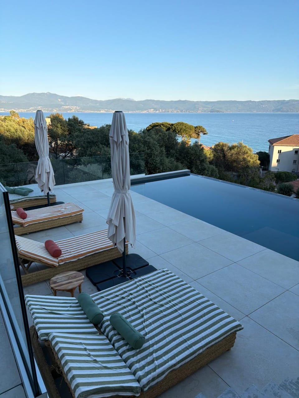 Sea view, Swimming pool