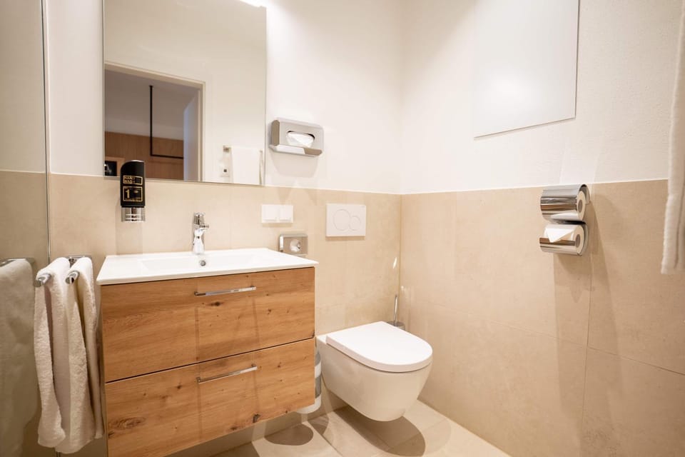 Toilet, Bathroom