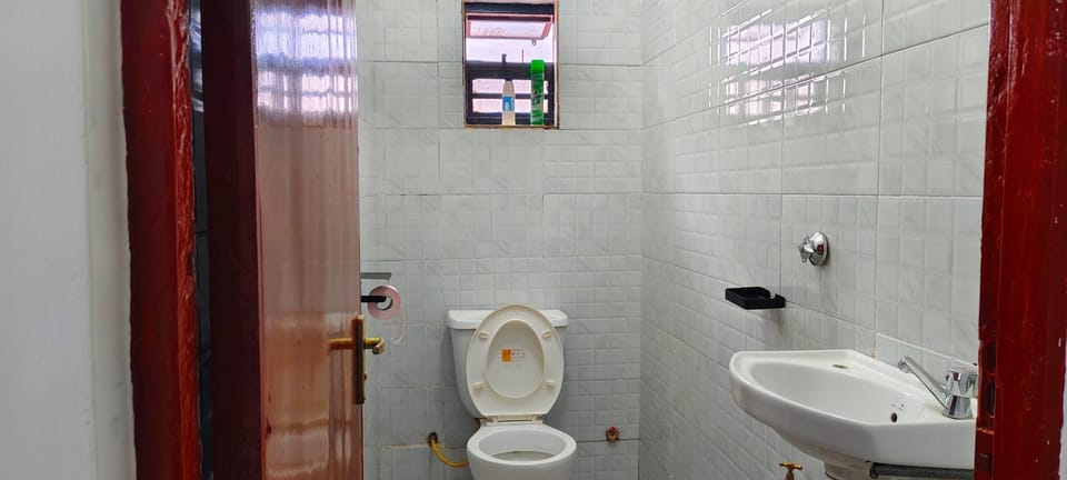 Toilet, Bathroom