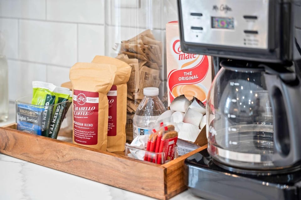 Free Downtown Parking Walk to Stadiums and Shopping Apartment in Licking Riverside