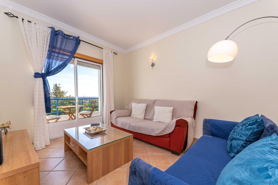 TV and multimedia, Balcony/Terrace, Living room