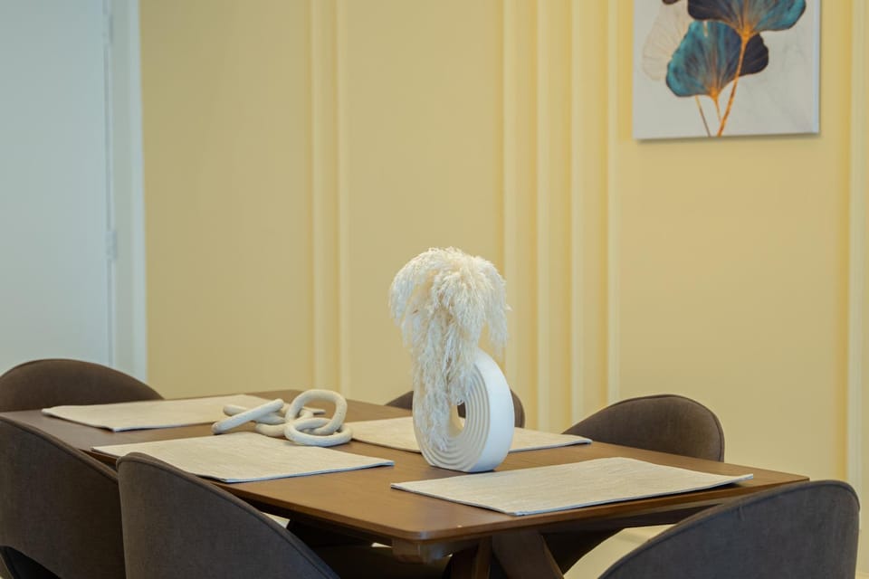 Decorative detail, Dining area