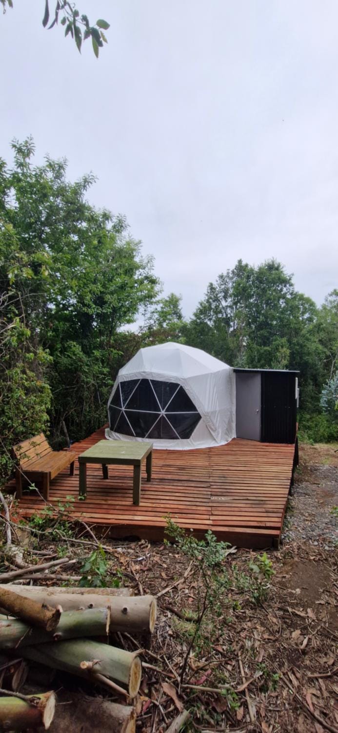 Domo Mañio Nature lodge in Araucania, Chile