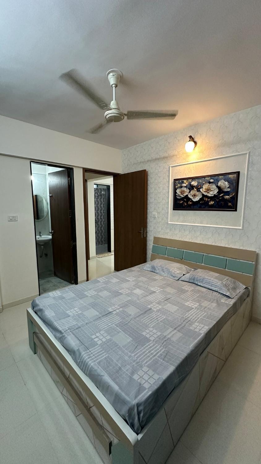 Cozy Haven Retreat 2BHK Apartment in Pune