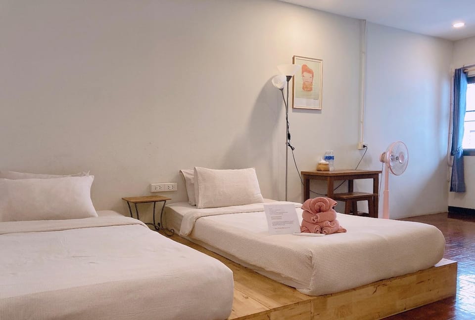 Wayside Guesthouse Bed and Breakfast in Chiang Mai