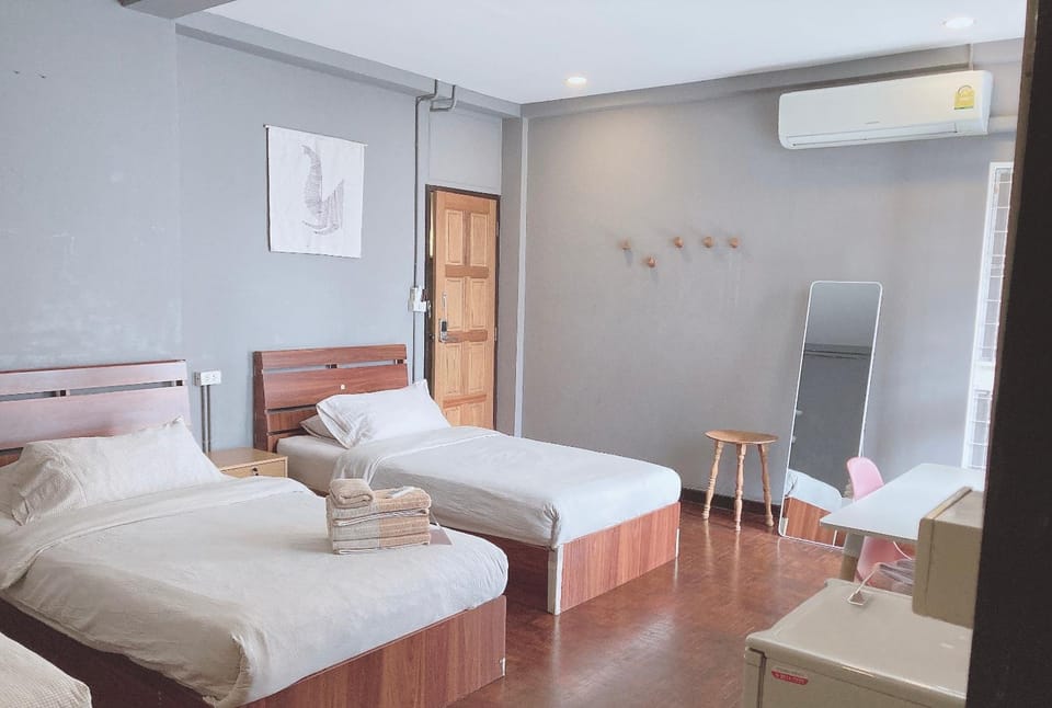 Wayside Guesthouse Bed and Breakfast in Chiang Mai