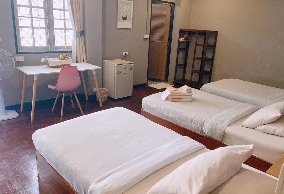 Wayside Guesthouse Bed and Breakfast in Chiang Mai