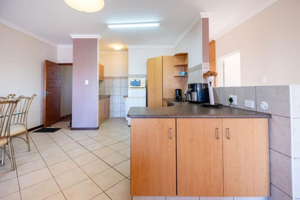 101 L'escalier Cabanas-Paradise at Sea Apartment in KwaZulu-Natal