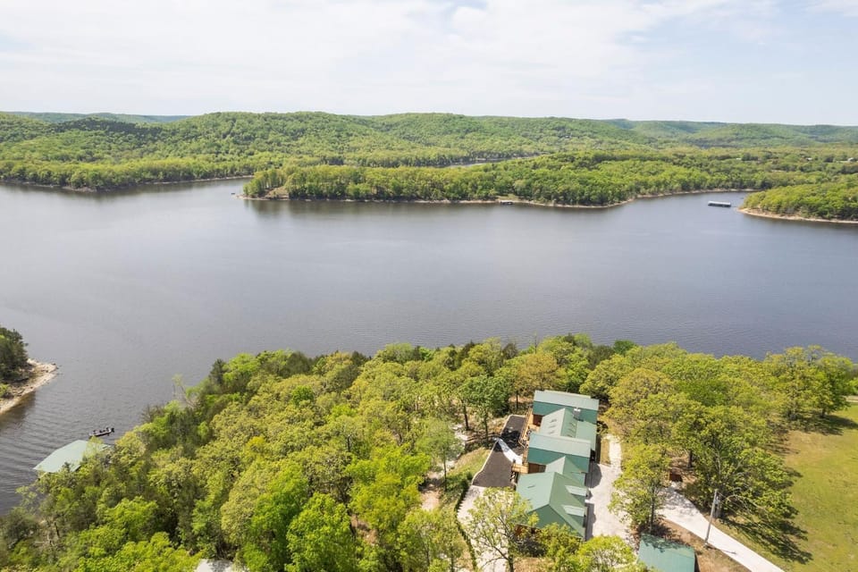 Natural landscape, Bird's eye view, Lake view, Mountain view