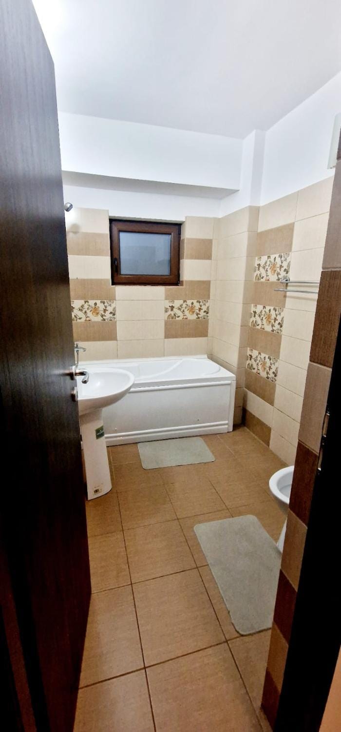 Near Airport Apartment Apartment in Romania