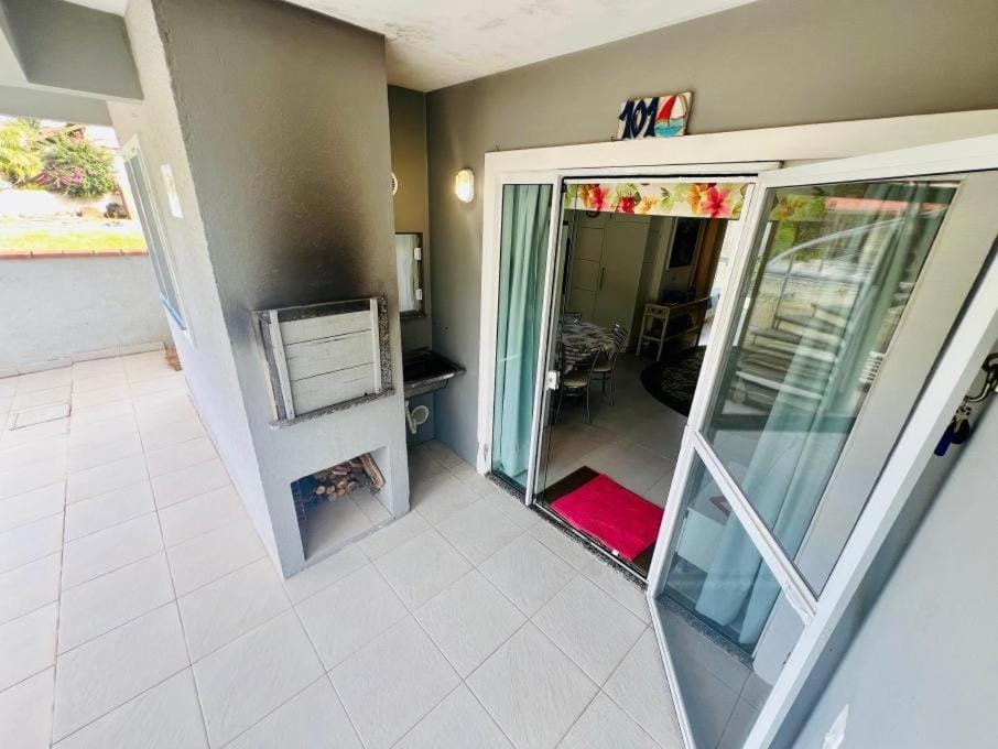Residecial Anna Prado Apartment in Porto Belo