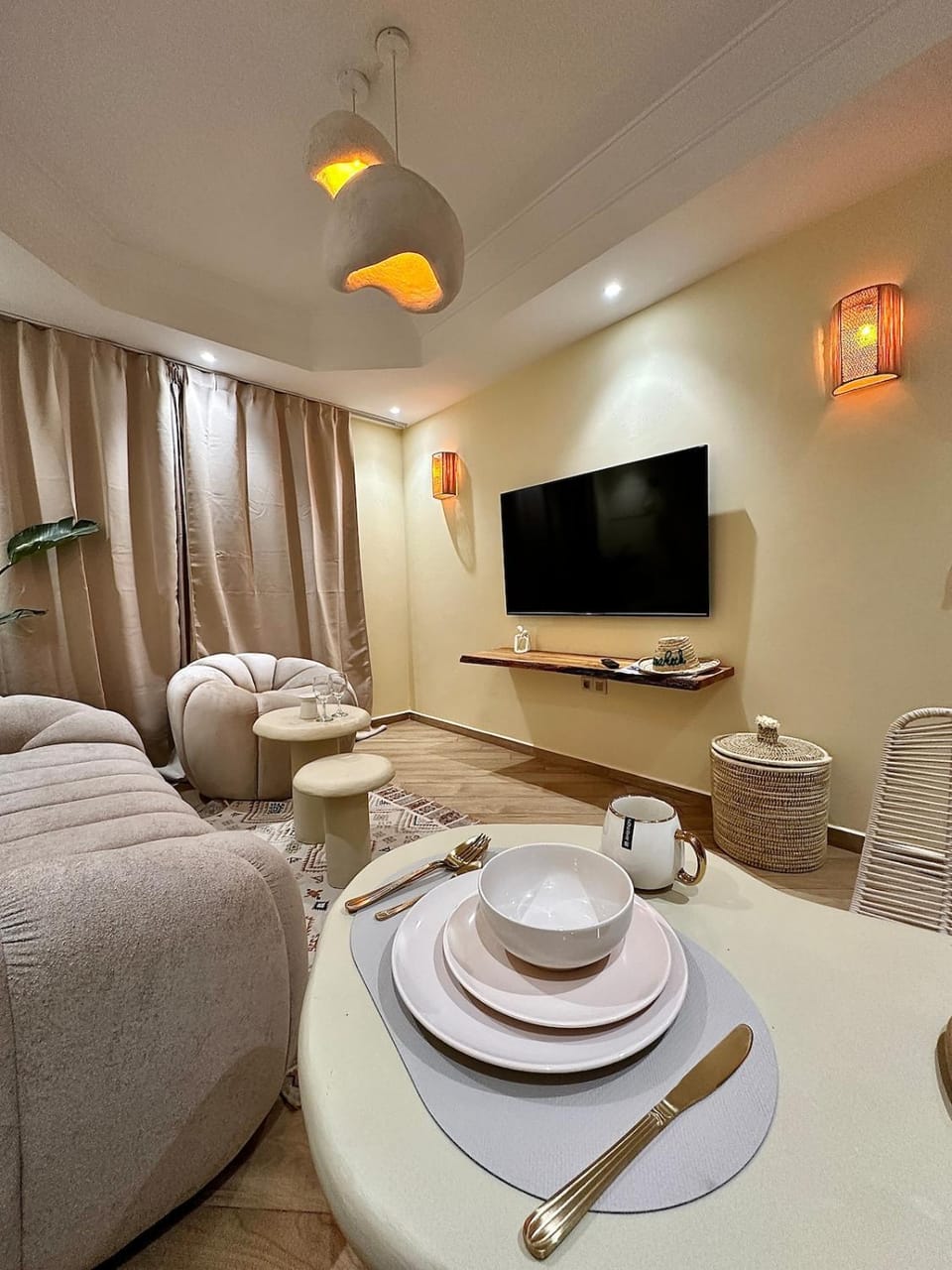 Downtown Feng Shui-style apartment with mountain view Apartment in Marrakesh