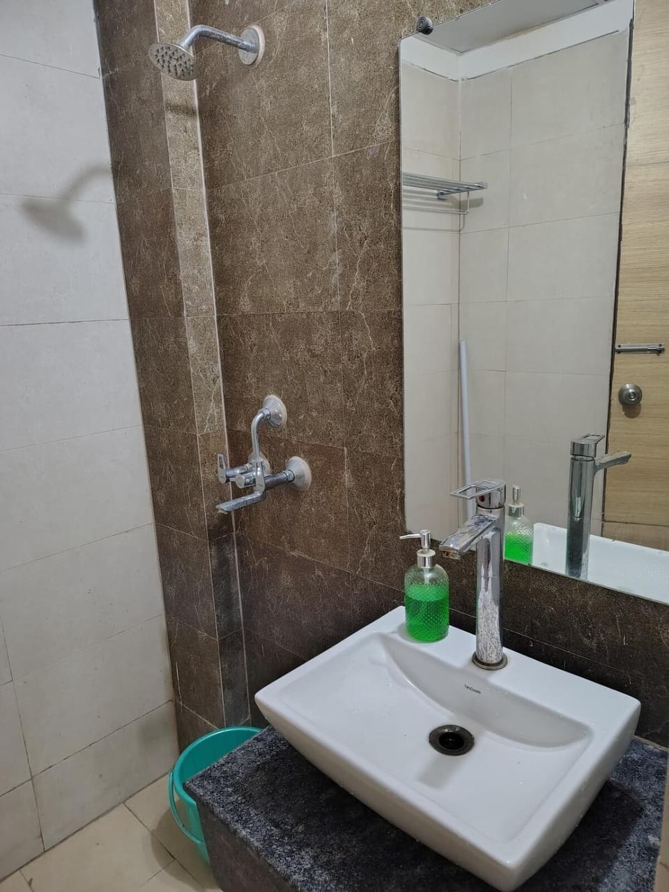 Akki Arts Space Apartment in Noida
