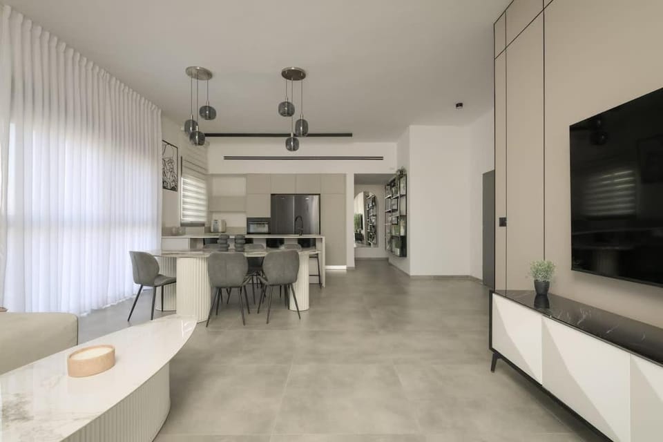 The most special 4-BDR penthouse in the Krayot Apartment in Haifa District