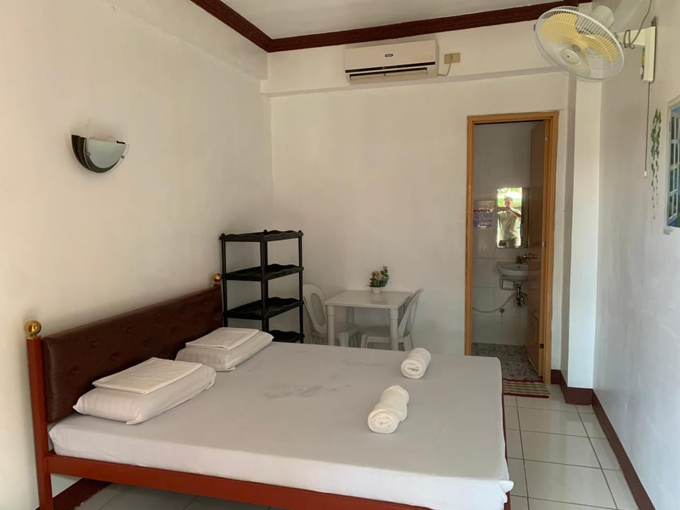 First Baby Bytes Guest House Bed and Breakfast in Northern Mindanao