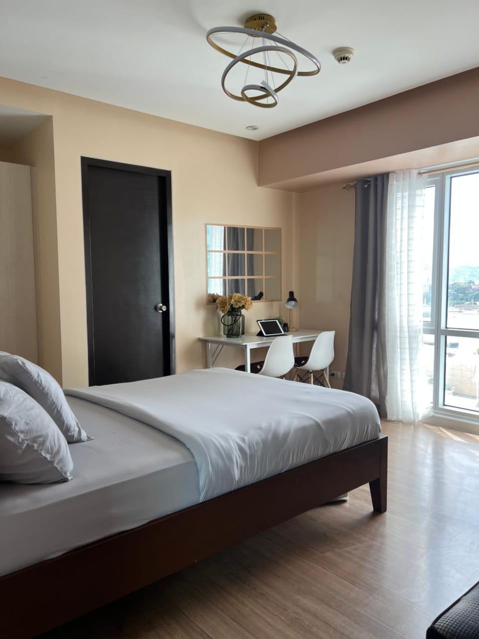 Abreeza Tower 1 Apartment hotel in Davao City