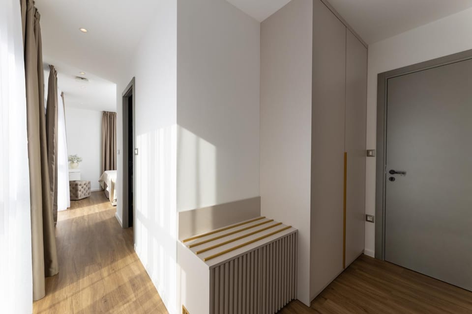 Bedroom, wardrobe
