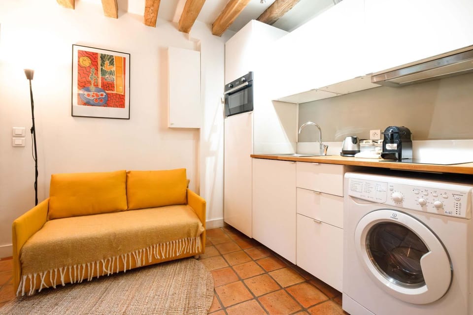 Charming Apartment in Notre-Dame Apartment in Paris