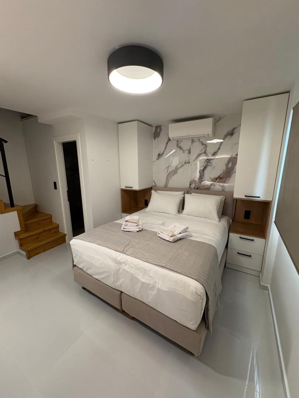 Bed, Photo of the whole room, Bedroom, towels, wardrobe