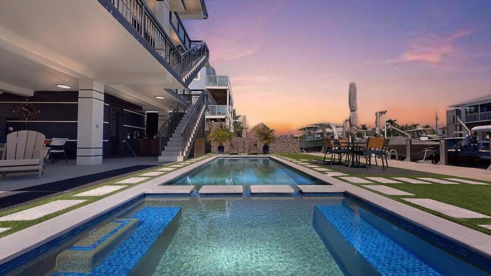 Pool view, Swimming pool, Sunrise, Sunset, sunbed