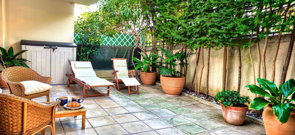 Beautiful 36m2 studio apartment & 50m2 terrace Apartment in Cannes