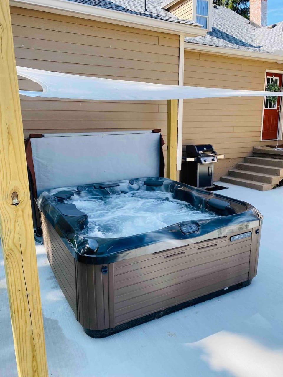 Hot Tub