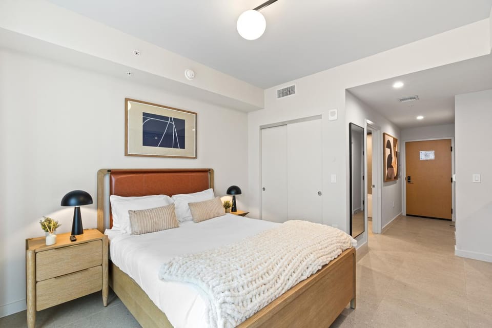 TV and multimedia, Bedroom, wardrobe