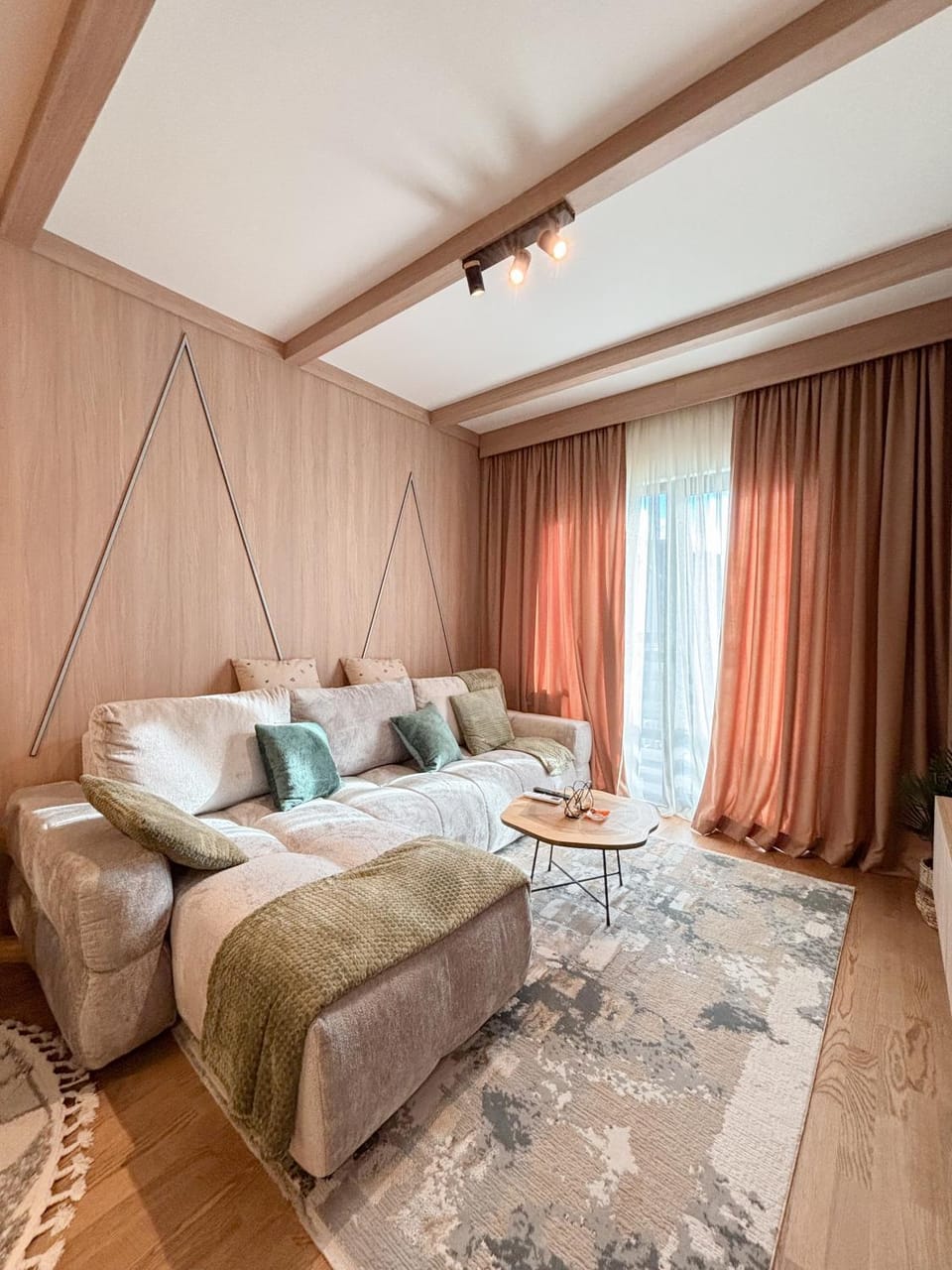 Twenty-five peaks apartment with garage Apartment in Montenegro