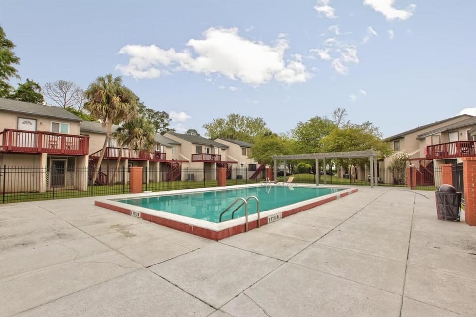 Noles Grotto Apartment in Tallahassee