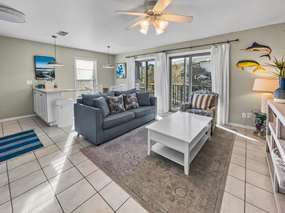 Inlet Dunes 204 l Community Pool l Across From The Beach House in Inlet Beach