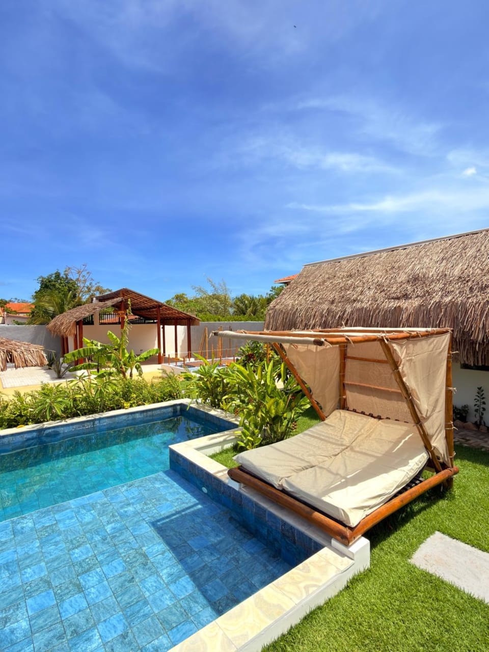 Pool view, Swimming pool, sunbed