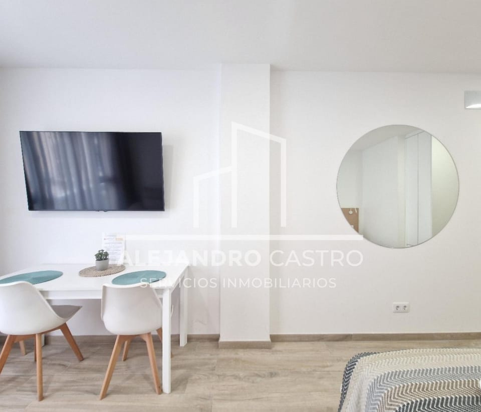 Elegance Canteras Suite Apartment in Las Palmas de Gran Canaria