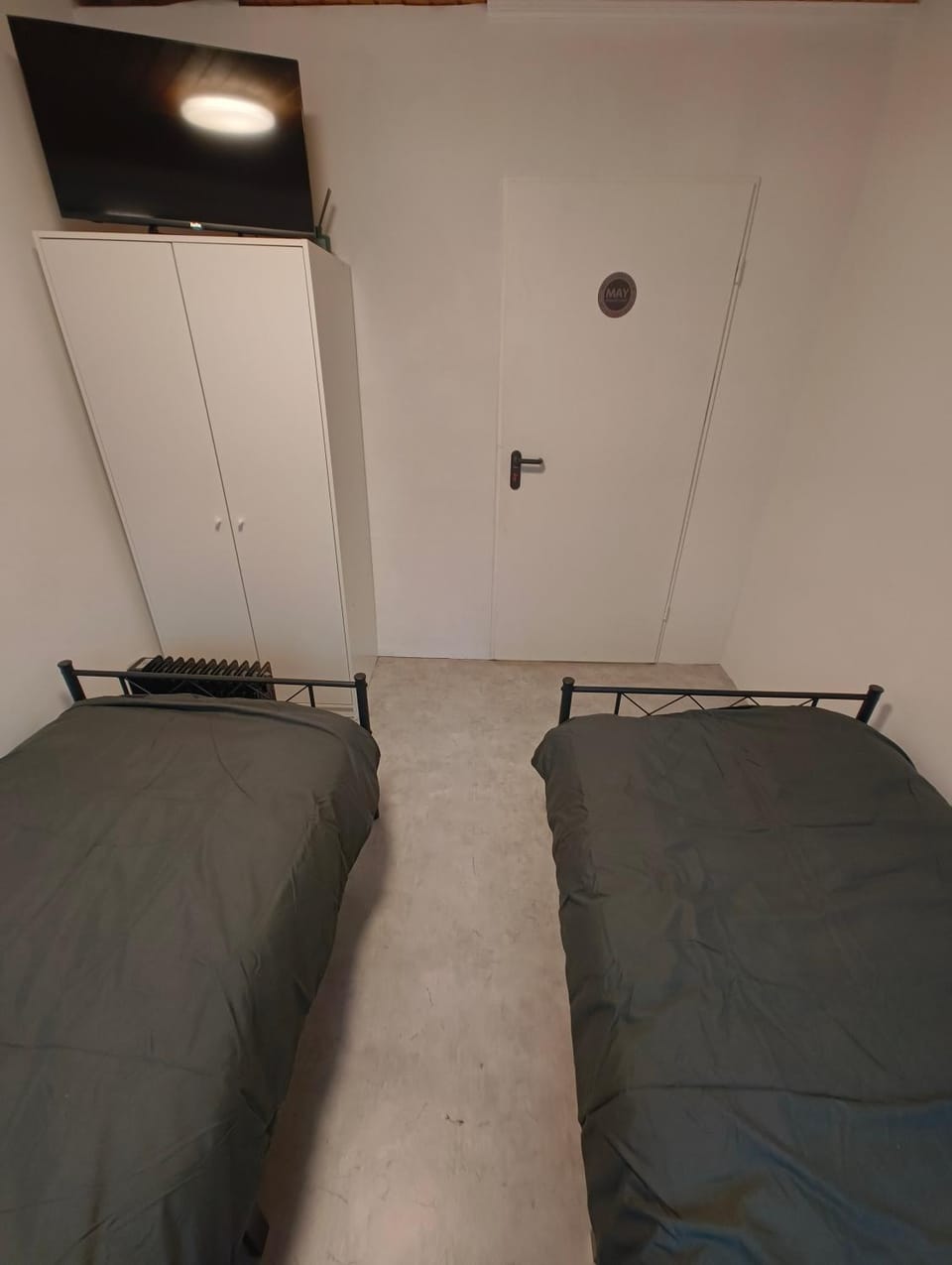 TV and multimedia, Photo of the whole room, Bedroom, wardrobe