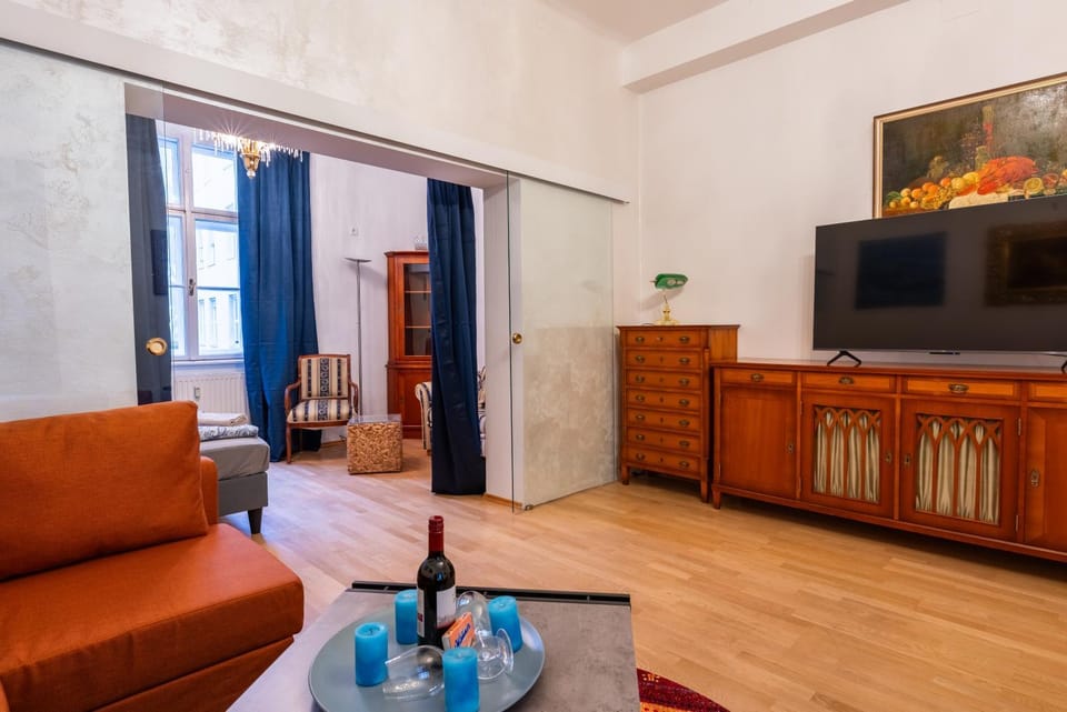 Superior Suites Vienna - L'Opera Apartment in Vienna