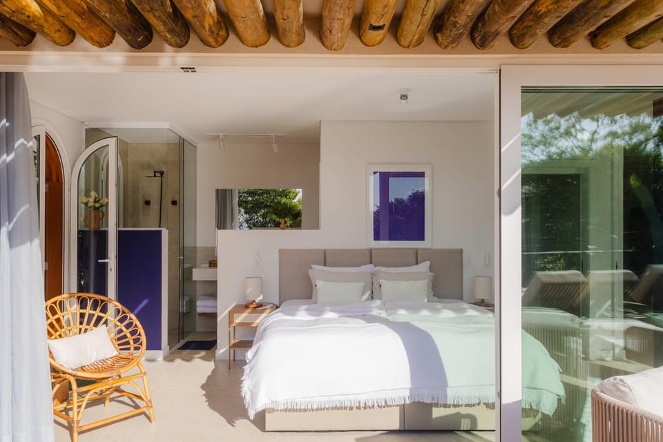 Bed, View (from property/room), Photo of the whole room, Bedroom, Garden view, Pool view